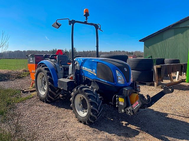 New Holland T3.75