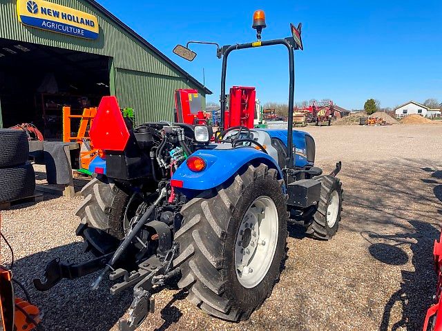 New Holland T3.75