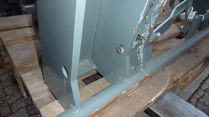 Bressel und Lade ADAPTER von CLAAS SCOPRION auf EURO-AUFNAHME