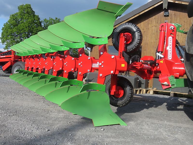 ESCUDERO agroXX -- CHRF--9 Schar - Ecologic Onland Dreh-Schälpflug--