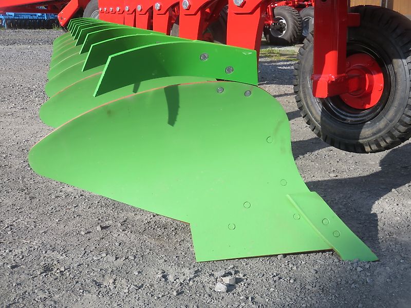 ESCUDERO agroXX -- CHRF--9 Schar - Ecologic Onland Dreh-Schälpflug--