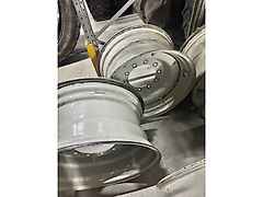 Valtra 15x30 velgen, rims