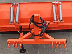 Leichter Schneepflug – verschiedene Größen erhältlich 1.5-2m