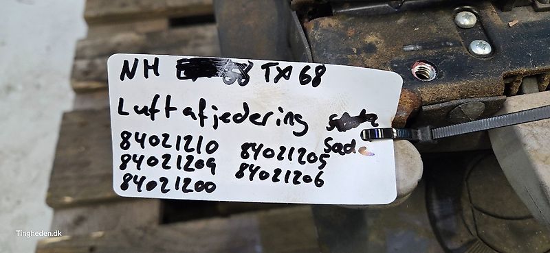 New Holland TX68 (Spare part/Reservedel/Ersatzteil)