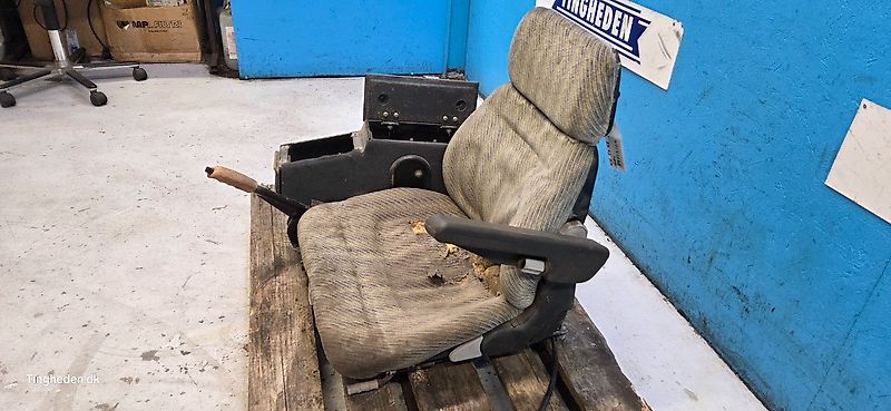 New Holland TX68 (Spare part/Reservedel/Ersatzteil)