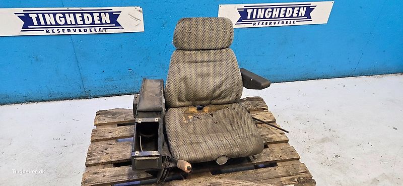 New Holland TX68 (Spare part/Reservedel/Ersatzteil)