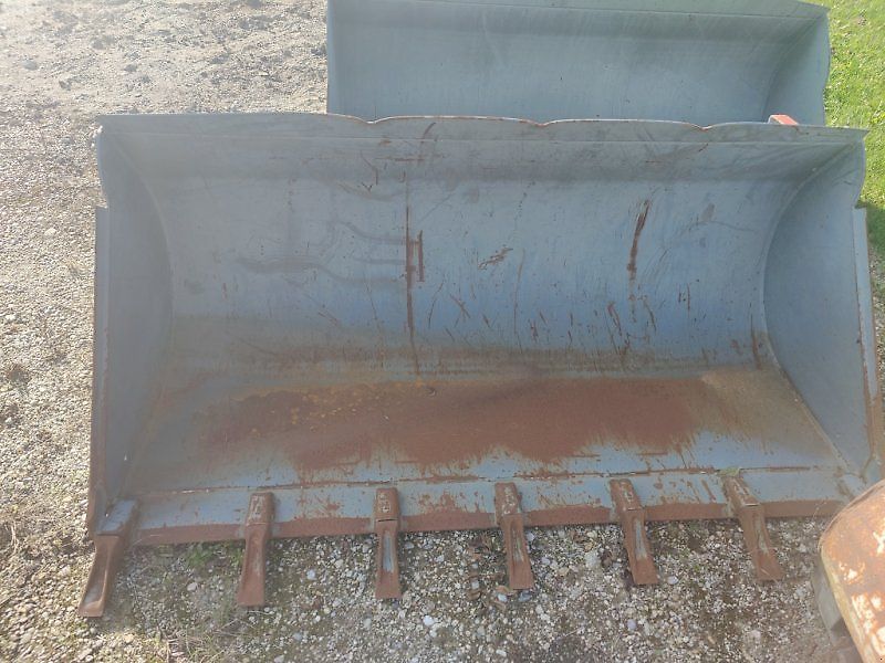 Weidemann Erdschaufel