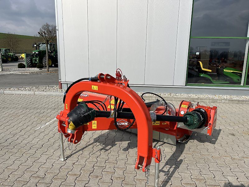 Kuhn TBES 262