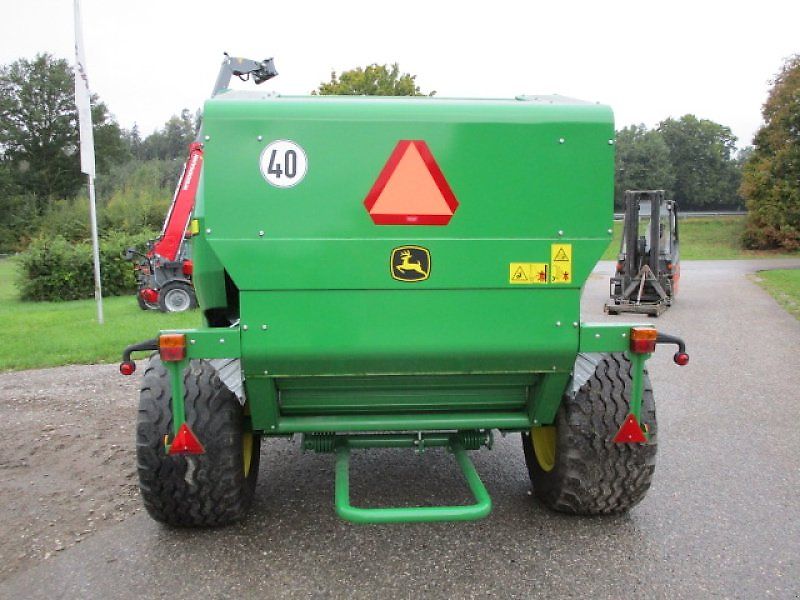 John Deere F441M