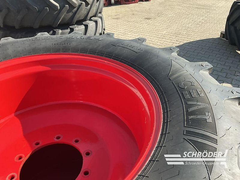 Fendt CEAT PFLEGERÄDER 480/70R34 | 520/85 R46