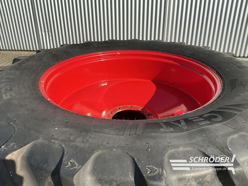 Fendt CEAT PFLEGERÄDER 480/70R34 | 520/85 R46