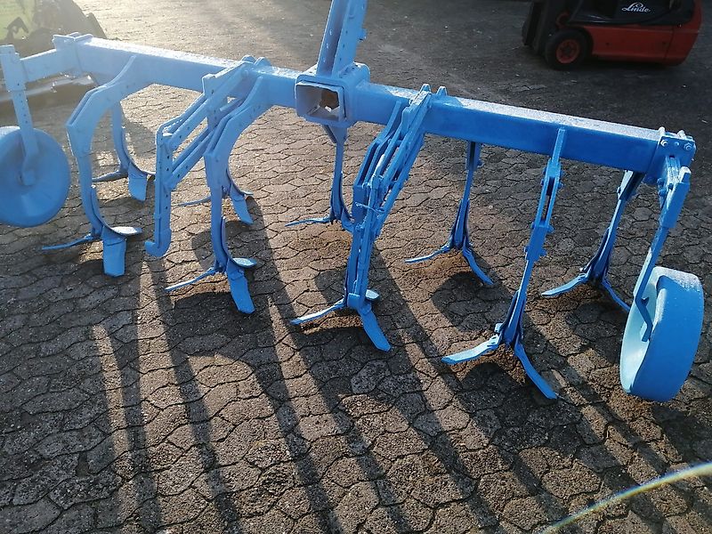 Lemken Lemken Topas 9 Grubber - Stile Lemken Topaz 300cm Arbeitsbreite 50cm breite Flügelschare Hitch Rahmenbreite 140mm Steinsicherung