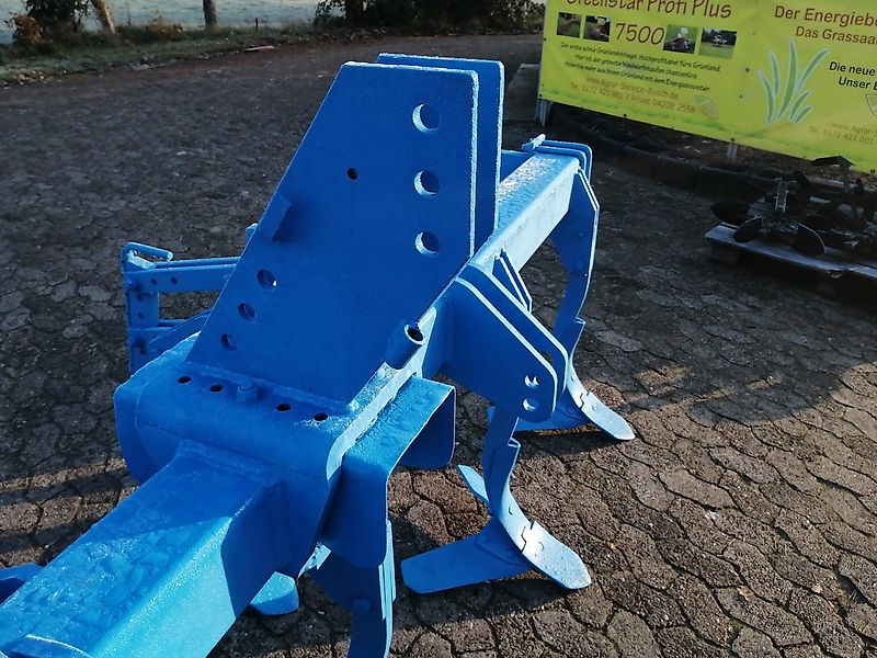 Lemken Lemken Topas 9 Grubber - Stile Lemken Topaz 300cm Arbeitsbreite 50cm breite Flügelschare Hitch Rahmenbreite 140mm Steinsicherung