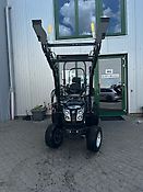 Solis 26 HST, 26 PS, Sonderedition " Panther schwarz" FRONTLADER, intern 74850