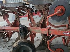 Kuhn mm113