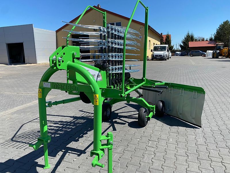 D&D Landtechnika Kreiselschwader / Schwader / NEU INTER TECH