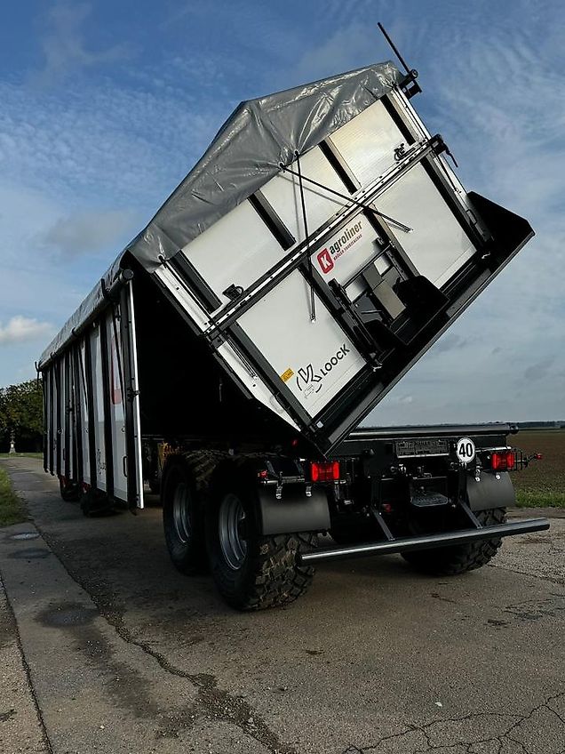 Kröger Agroliner Zentralachs-Dreiseitenkippanhänger TKD302 20 To.