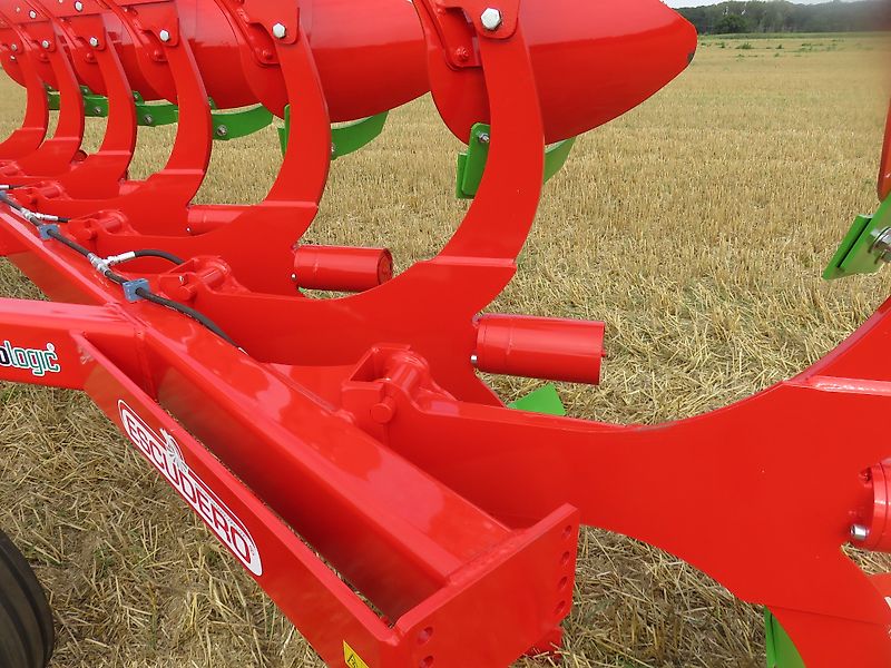 ESCUDERO agroXX -- CHRH-7 Schar - Hydropneumatische Steinsicherung--Ecologic Onland Dreh-Schälpflug--