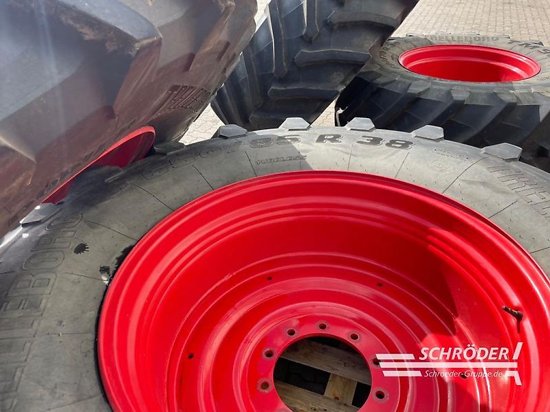 Fendt 2X 600/70 R30 / 2X 650/85 R38 TRELLEBORG