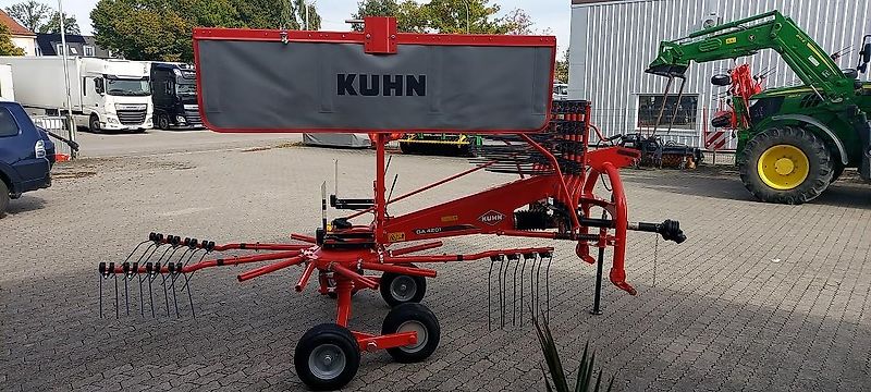 Kuhn GA 4201 Einkreisel-Schwader