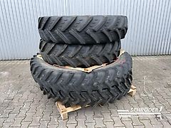 Fendt PFLEGERÄDER 340/85 R36 + 320/90 R54