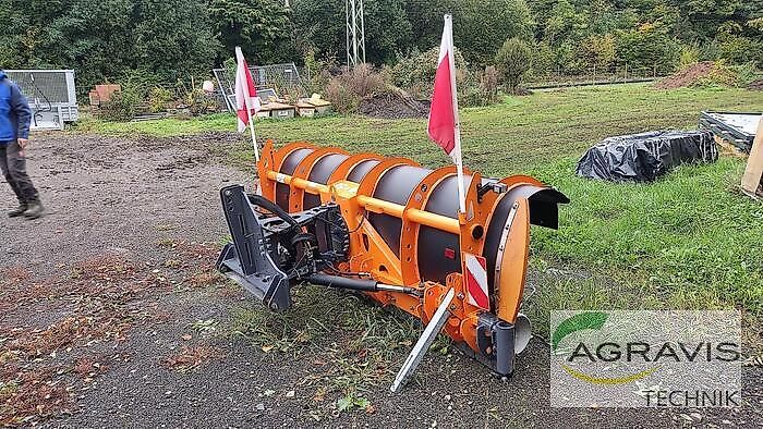 BUCHER Municipal KEIL-VARIO-SCHNEEPFLUG