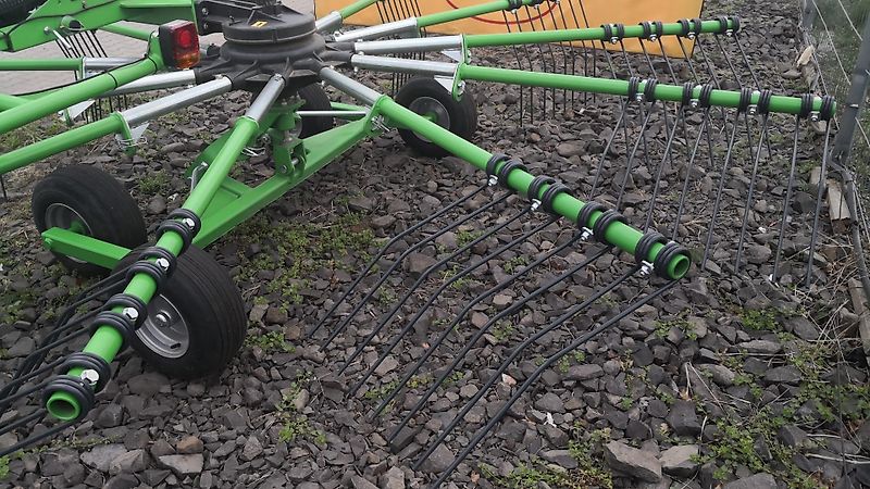 Kowalski Kreiselschwader PRO SCH42P 4,2m