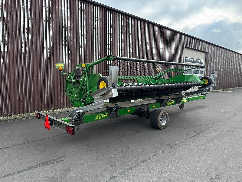 John Deere 615P BÆLTE PICKUP