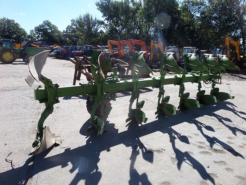 Dowdeswell DP140 MA 7 FURROW REVERSIBLE PLOUGH