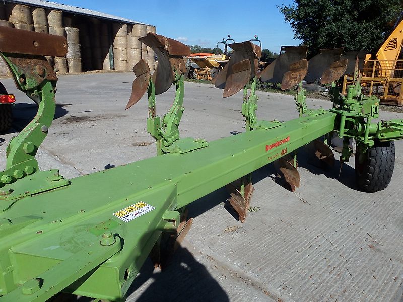 Dowdeswell DP140 MA 7 FURROW REVERSIBLE PLOUGH