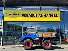 Mercedes-Benz Unimog 411 Cabrio