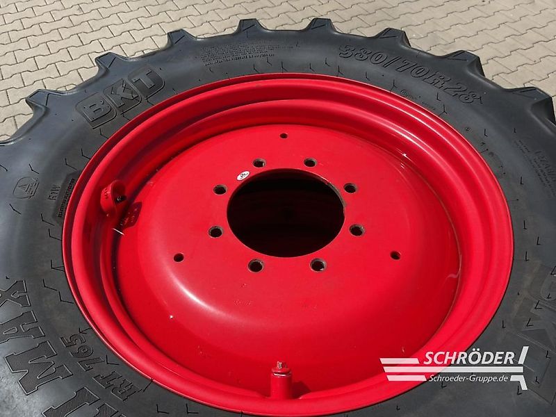 Fendt KOMPLETTRÄDER 380/70R28 + 420/85R38 BKT