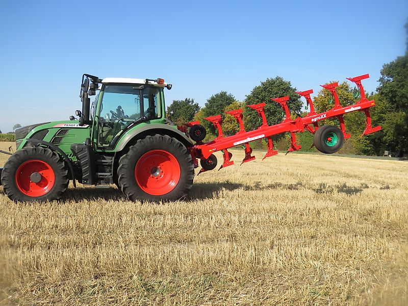 ESCUDERO agroXX -- CHRF - 8 Schar-Ecologic Onland Dreh-Schälpflug--
