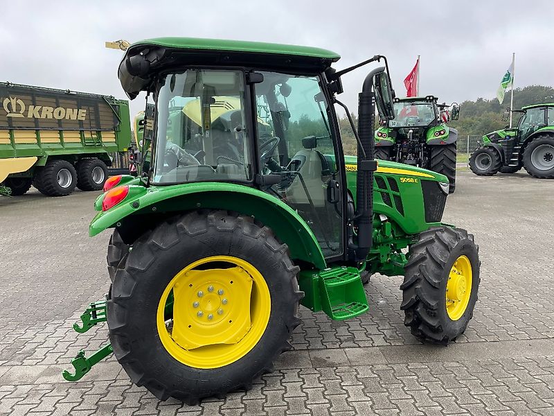 John Deere 5058E 4WD