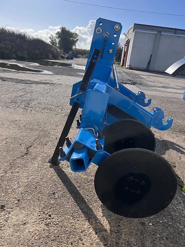 Bremer Maschinenbau Sechschneidenvorsatz ProGreen 300 - der Schnitt vorweg macht den Unterschied aus