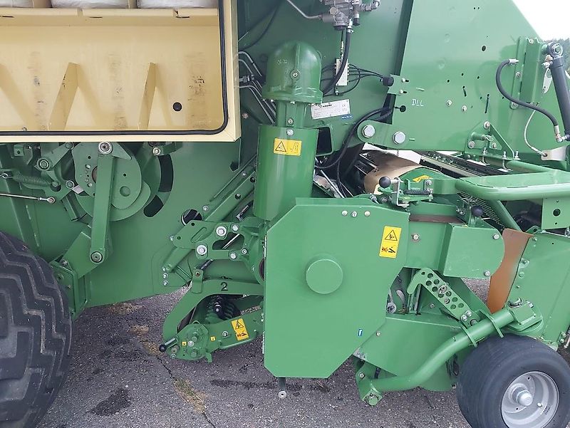 Krone Big Pack 1270 XC PreChop