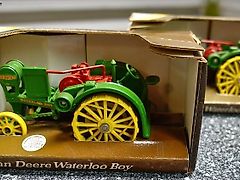 John Deere Ertl Modell John Deere Waterloo Boy Tractor