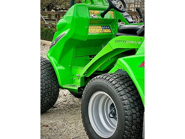 Avant 755i TDL Kniklader/Shovel