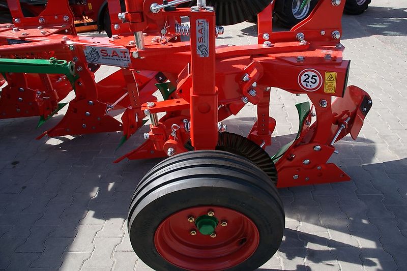 AGRO-MASZ 4 Schar Wendepflug-NEU