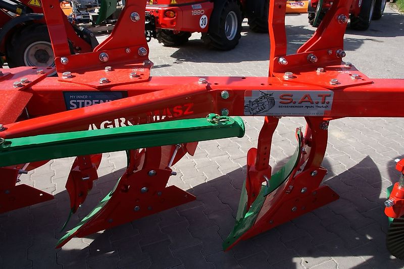 AGRO-MASZ 4 Schar Wendepflug-NEU
