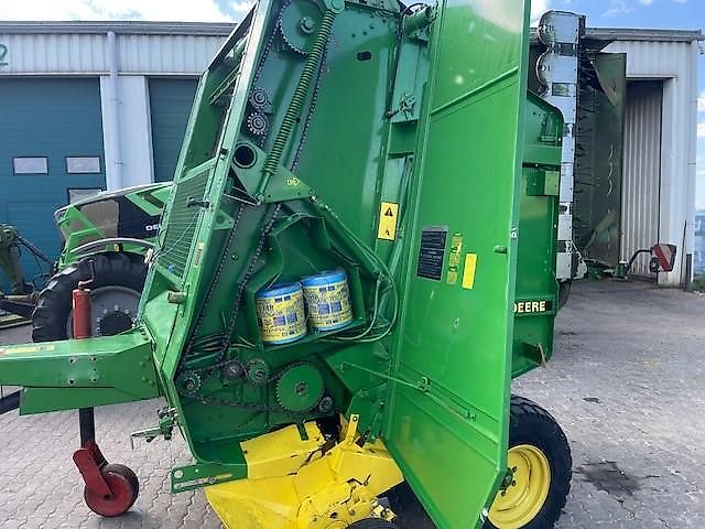 John Deere 550