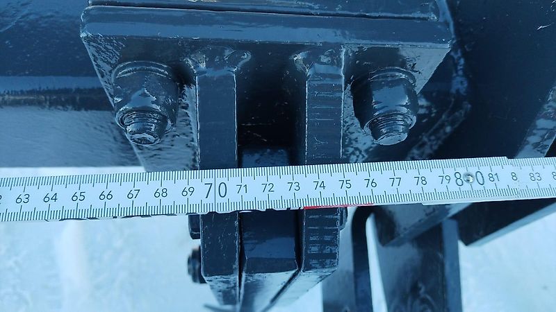 Lemken Frontgrubber 3 m Heckgrubber mit höhenverstellbaren Stützrädern Vorbaugrubber mit Zapfwellenanbaubock kein Amazone Tl mit 8 Grubberstilen geschraubt montiert 2 balkiger Kurzgrubber 3 m Arbeitsbreite