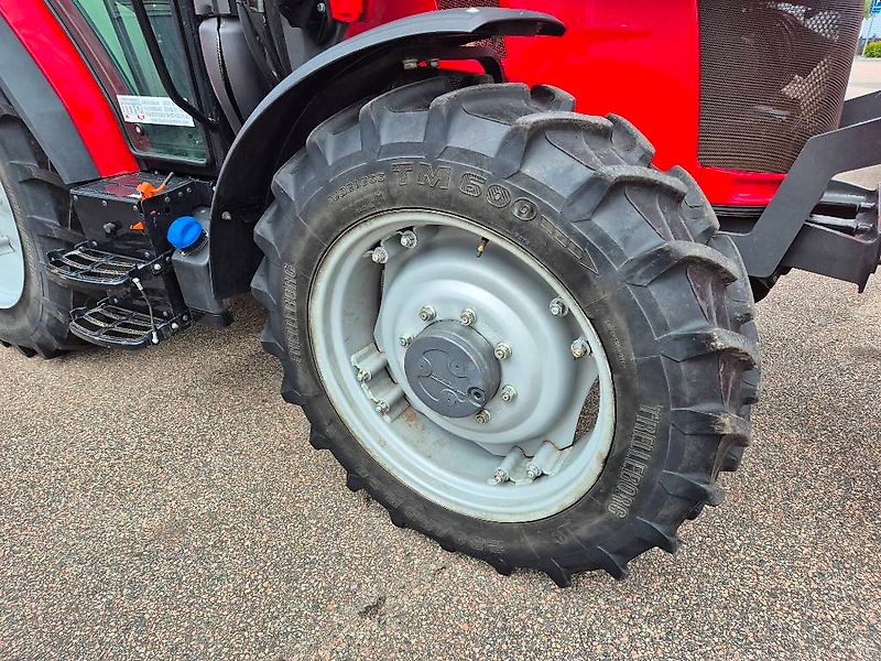 Massey Ferguson 4708 inkl MF FL 3615