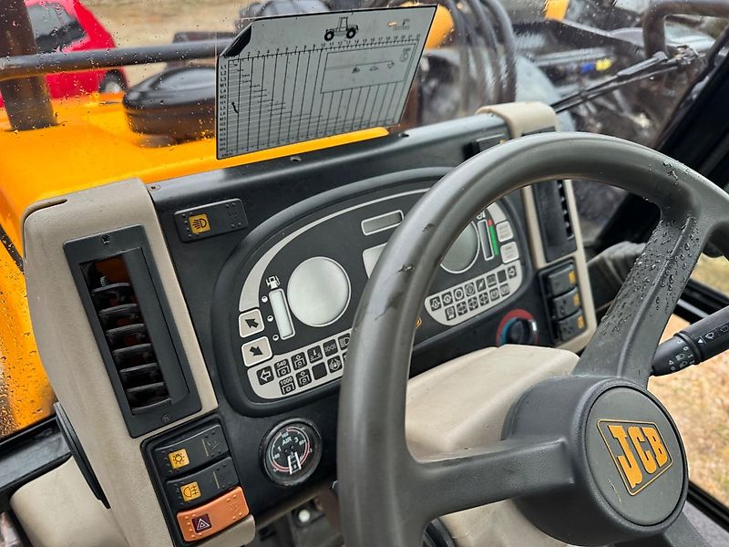 JCB Fastrac 2115 / 4WS