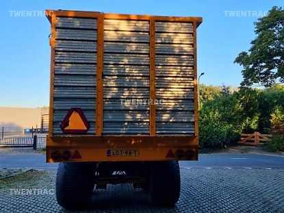 Veenhuis Combi 2000 opraapwagen