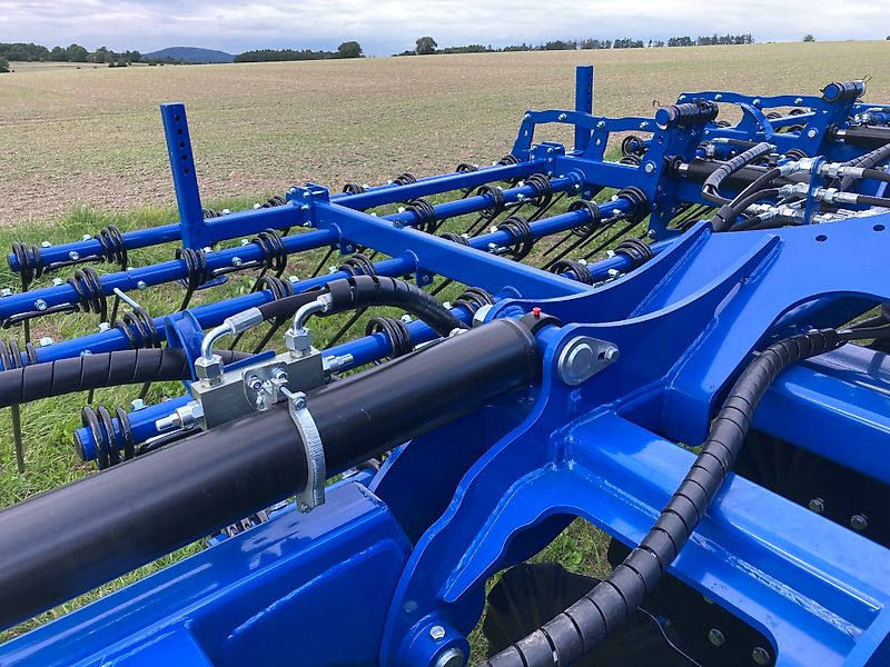 Rolmako Strohstriegel Spring Expert - 9,0 mH