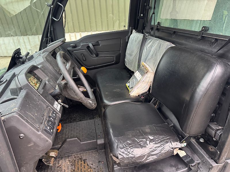 John Deere XUV 865M Gator