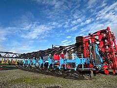 Lemken Vari Transanit 8 7 furrows