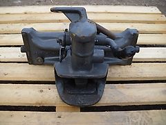 Fendt Sauermann Anhängekupplung,Typ: HS 1500-KUD bzw. HS 1700-1KUD-390-38