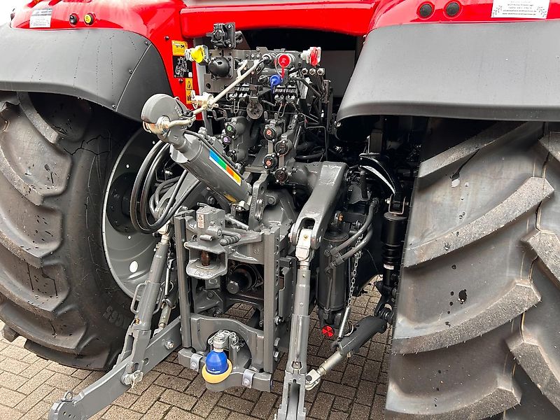 Massey Ferguson 7S.180 Dyna-VT Exclusiv